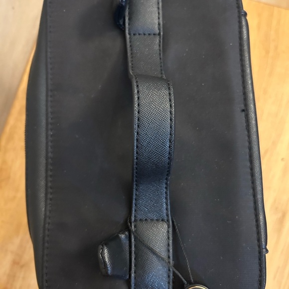 Vegan Cat Makeup Black and Gold Women's Bag NWT - Picture 4 of 9